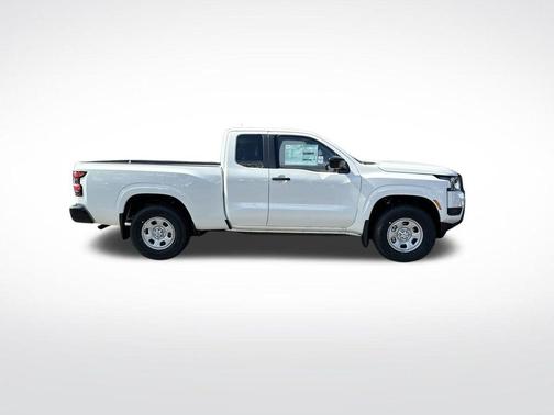 2025 Nissan Frontier S