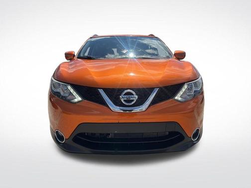 Monarch Orange 2017 Nissan Rogue Sport SV