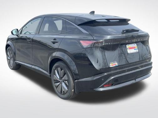 2025 Nissan ARIYA EVOLVE+