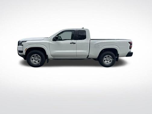 2025 Nissan Frontier S