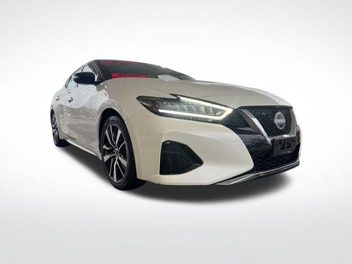 2023 Nissan Maxima SV