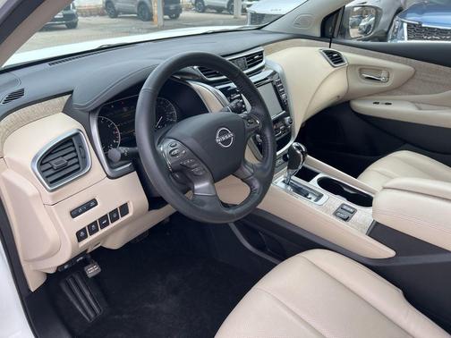 2023 Nissan Murano SL