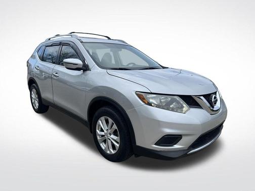 Brilliant Silver 2016 Nissan Rogue SV