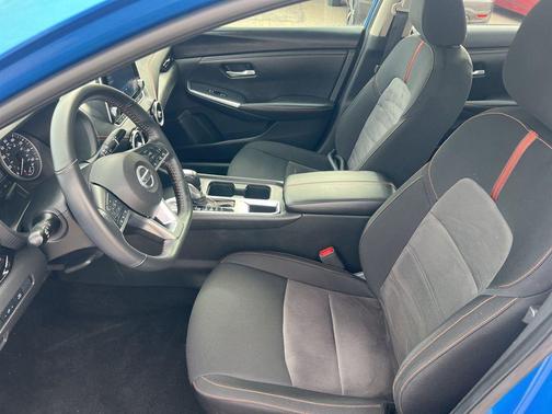 Electric Blue Metallic 2023 Nissan Sentra SR
