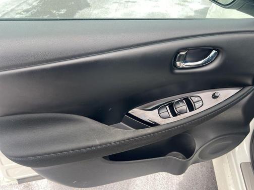 2023 Nissan Leaf SV PLUS