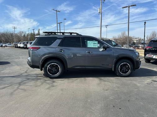 2025 Nissan Pathfinder Rock Creek