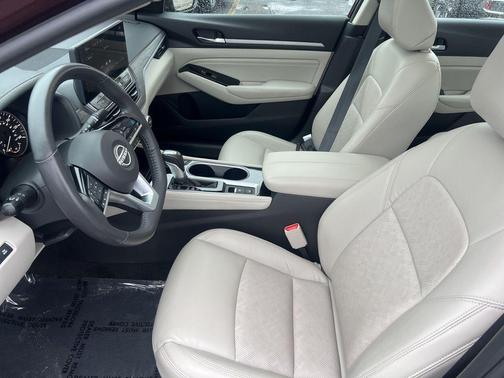 2023 Nissan Altima 2.5 SL