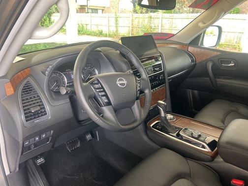 2024 Nissan Armada SL