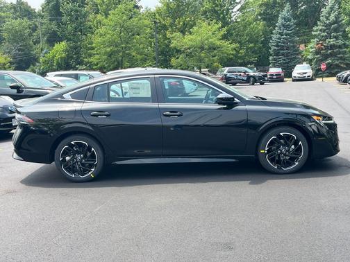 Super Black 2026 Nissan Sentra SR