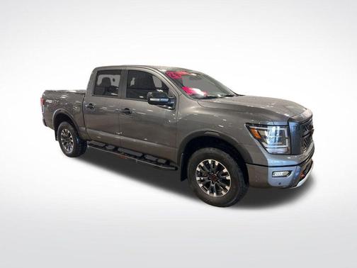 2024 Nissan Titan PRO-4X