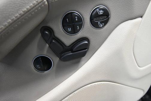 2005 Mercedes-Benz SL-Class
