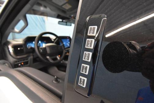 Oxford White 2024 Ford F-150 XLT