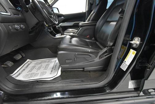 Black 2017 Chevrolet Colorado LT