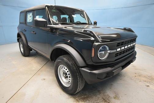 Shadow Black 2026 Ford Bronco Base