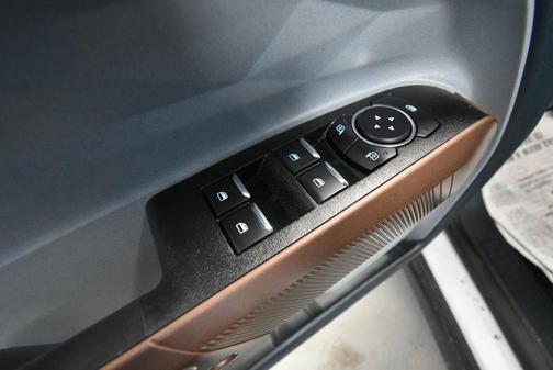 2023 Ford Maverick Lariat