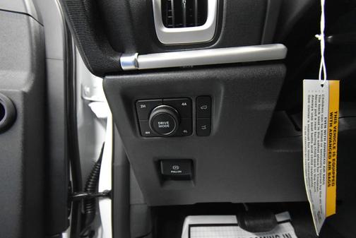 Star White 2026 Ford Expedition Max Active