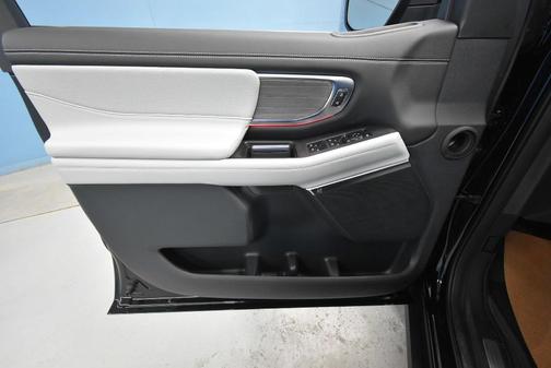 Agate Black 2026 Ford Expedition Platinum