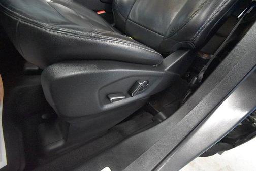 Magnetic 2017 Ford Explorer Limited