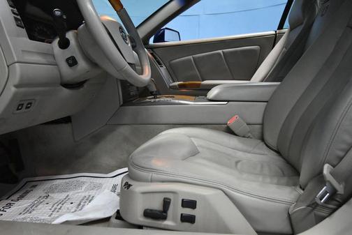 2004 Cadillac XLR Base