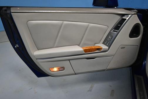 2004 Cadillac XLR Base