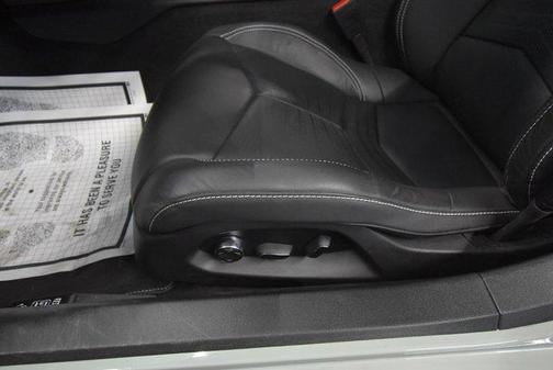 2024 Chevrolet Corvette Stingray w/2LT