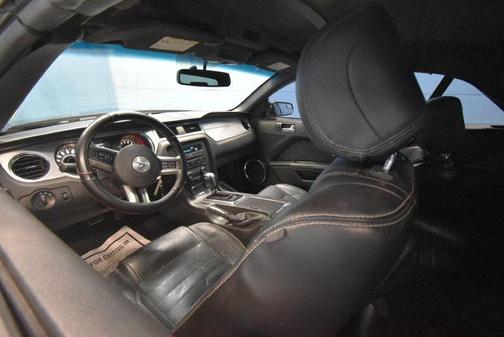 Black 2014 Ford Mustang V6 Premium