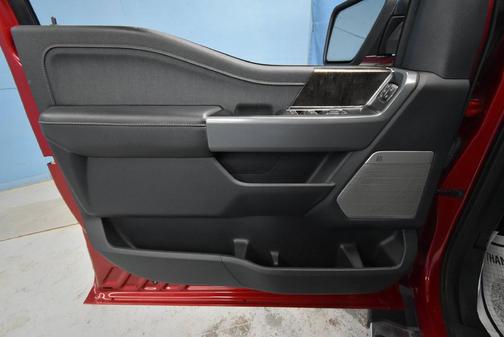 Rapid Red Metallic Tinted Clearcoat 2022 Ford F-150 Lariat