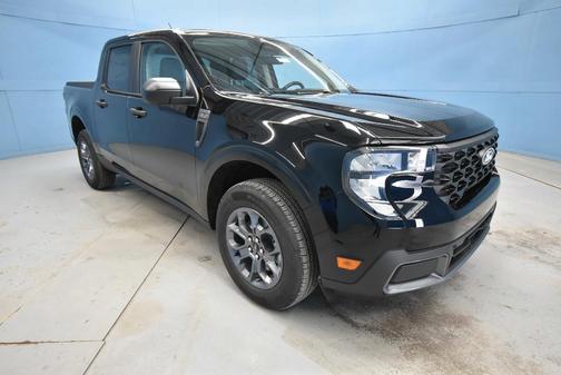 Shadow Black 2026 Ford Maverick XLT