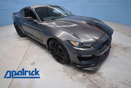 2017 Ford Shelby GT350 Base