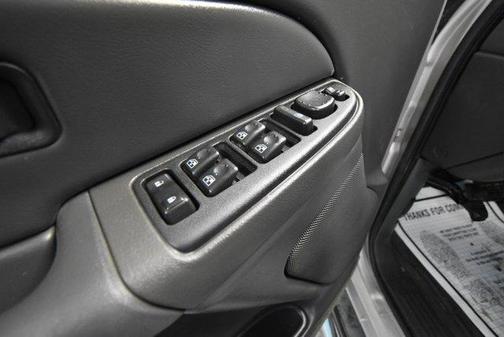 2004 Chevrolet Silverado 2500 LS Crew Cab