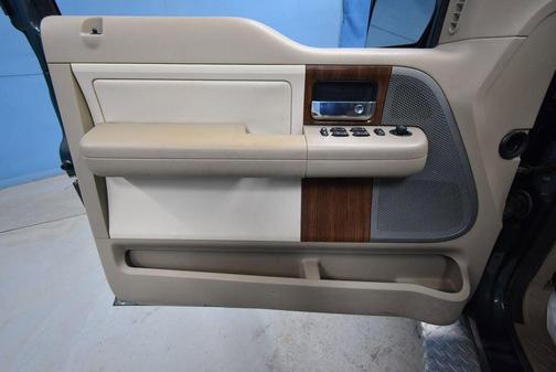 2004 Ford F-150 Lariat SuperCab