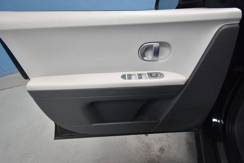 2022 Hyundai IONIQ 5 SE