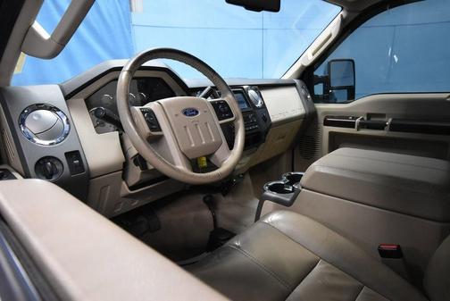 Black 2008 Ford F-350 Lariat Super Duty