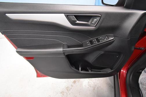 Red Metallic 2022 Ford Escape SE