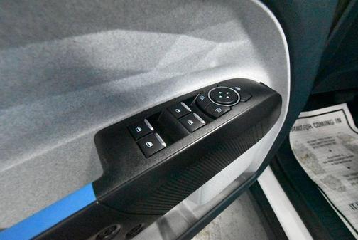 Oxford White 2025 Ford Maverick XLT