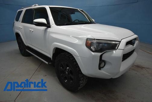 Super White 2018 Toyota 4Runner Sport