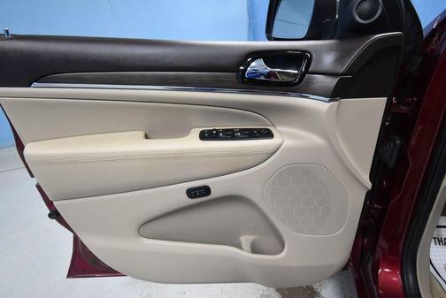 2020 Jeep Grand Cherokee Overland