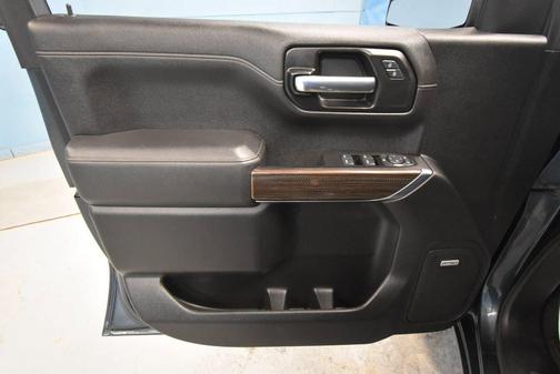 Shadow Gray Metallic 2020 Chevrolet Silverado 1500 RST