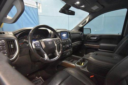 Shadow Gray Metallic 2020 Chevrolet Silverado 1500 RST
