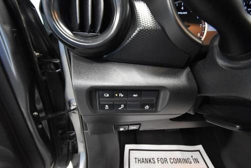 Gun Metallic 2024 Nissan Kicks S