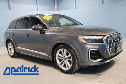 Samurai Gray Metallic 2025 Audi Q7 55 Prestige