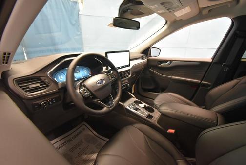 2026 Ford Escape Platinum