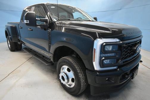 Agate Black 2026 Ford F-350 XL Truck