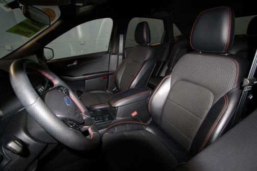 Silver Metallic 2023 Ford Escape ST-Line