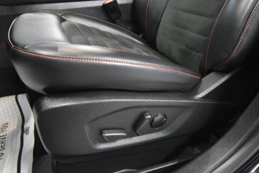 Black Metallic 2024 Ford Edge ST-Line