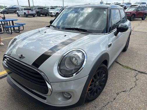 2016 MINI Hardtop Cooper