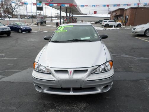 2005 Pontiac Grand Am GT coupe