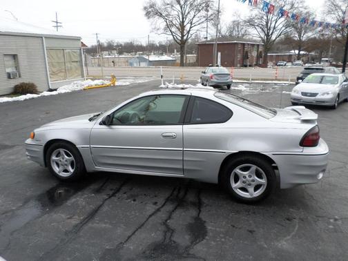 2005 Pontiac Grand Am GT coupe
