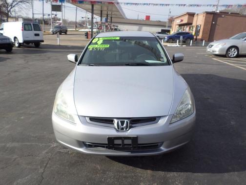 2004 Honda Accord LX sedan