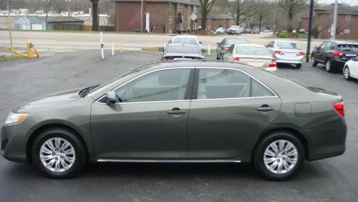 LT GREEN 2012 Toyota Camry SE